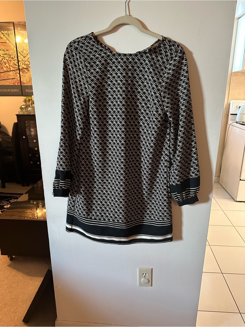 H&M Black and White Geometric Patterned Shift Dress